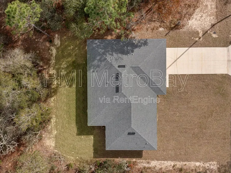 9461 N Sandree Dr — Photo 46
