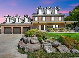 4433 S Devonshire Dr, Bountiful, UT 84010