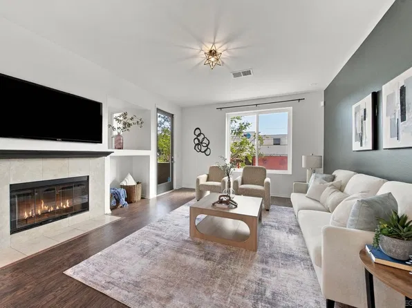 4684 Nebo Dr #103, La Mesa, CA 91941