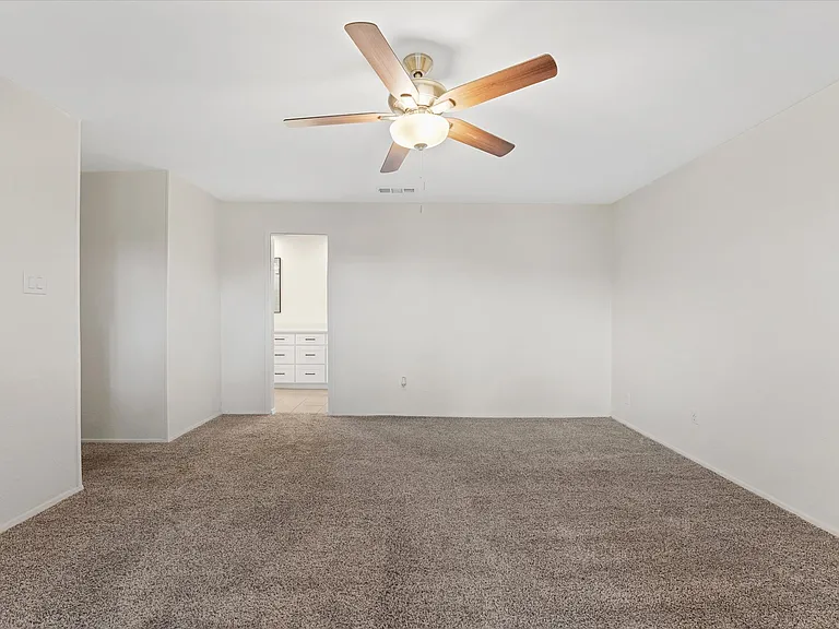 4007 Ridgebrook Dr #4007 — Photo 13