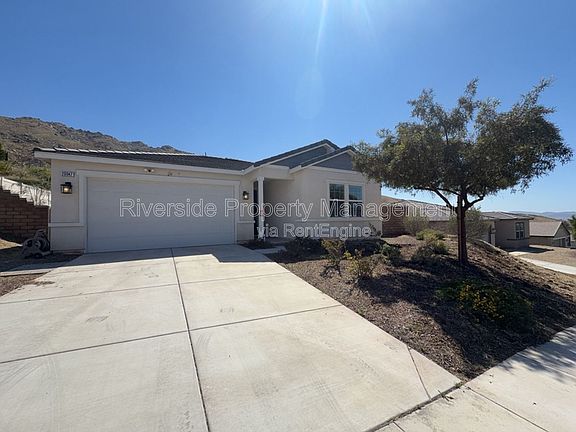 3rd image of 20947 Spring Mountain Rd