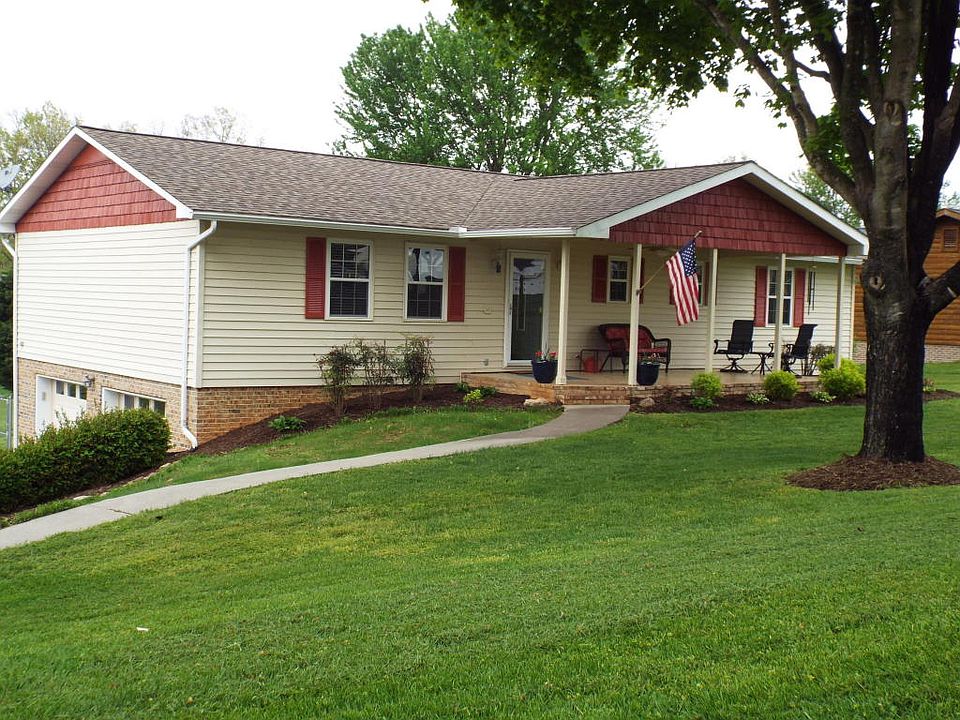 1st image of 3319 Scarlet Dr