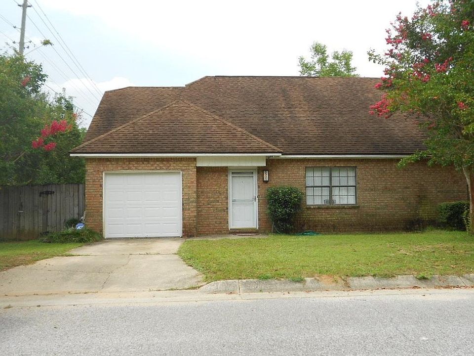 Front of townhouse