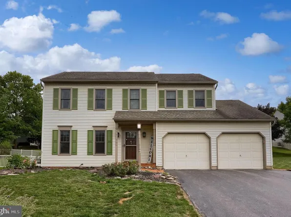 740 Chesterbrook Dr, York, PA 17406