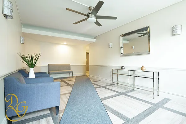 Sold by Dorsa Group | media 23