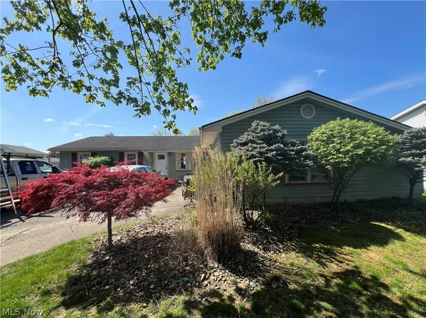 183 Carter Cir, Youngstown, OH 44512