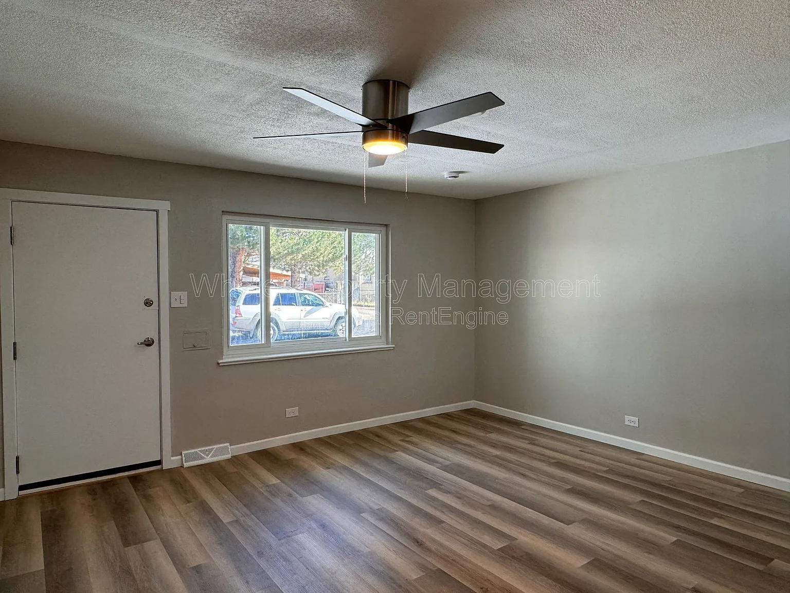Studio, 1.0 bath, 348 sqft, $950 — Photo 4