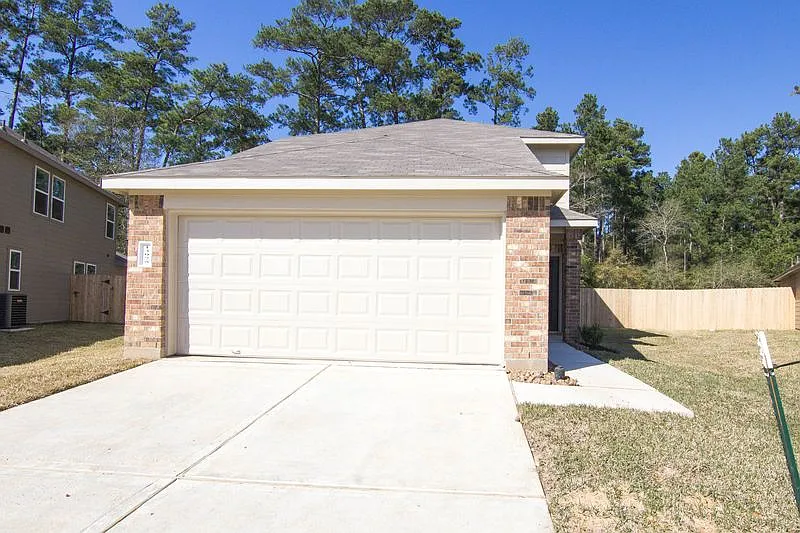 13975 Westfield Dr