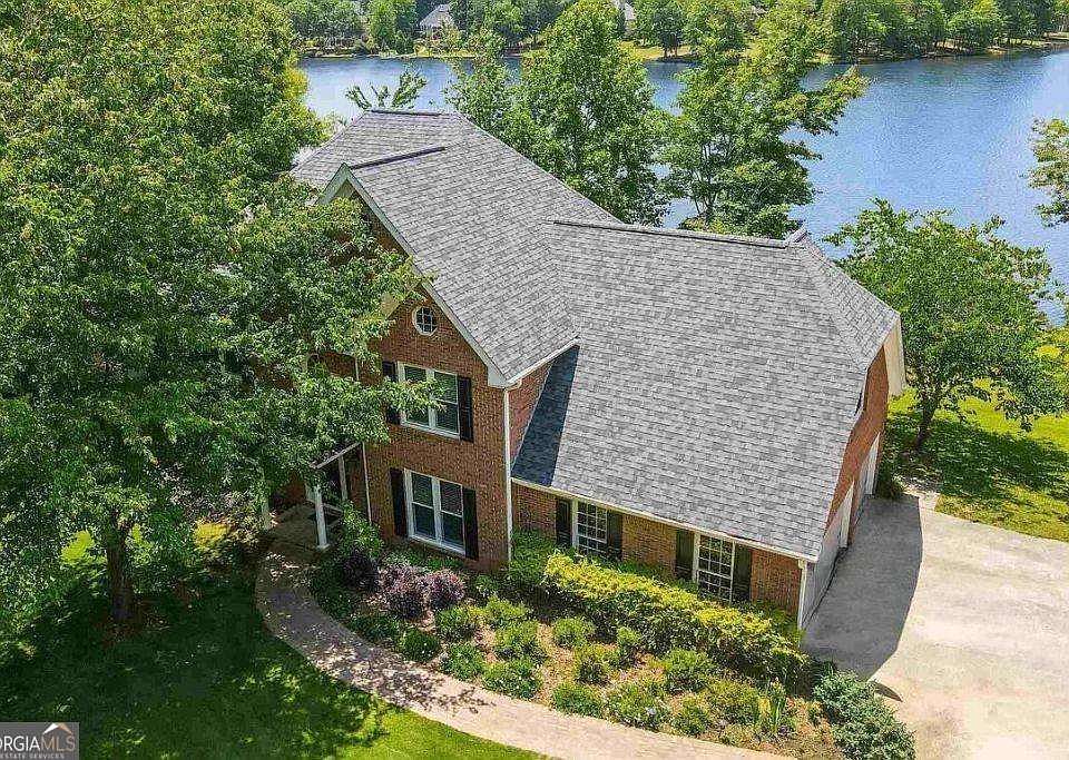 1st image of 75 Springridge Ct
