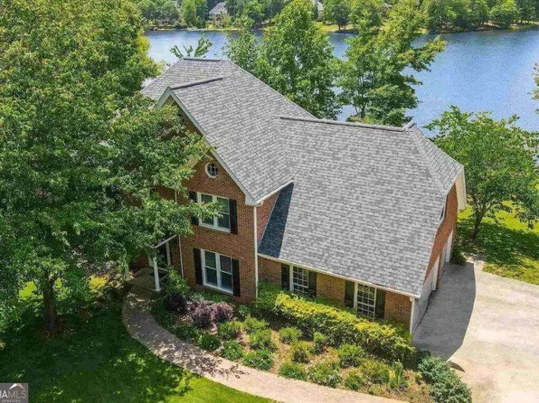 75 Springridge Ct, Newnan, GA 30265