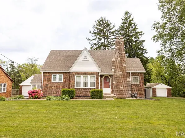 304 S Belt W, Belleville, IL 62220