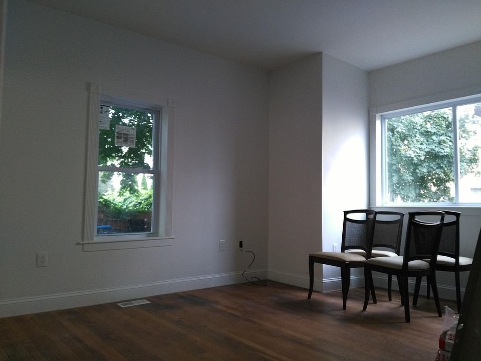 Front bedroom (to the right of the front door when entering 
