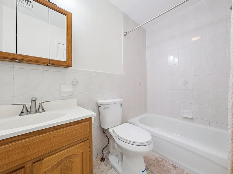 68 Lincoln St #2 — Photo 19