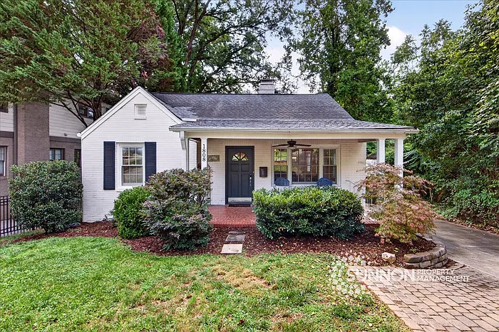 3 bed, 2.0 bath, 1628 sqft, $2,975 — Photo 1