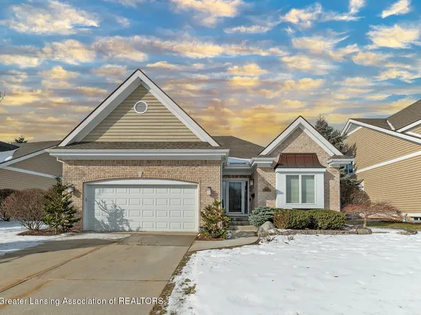 6131 E Longview Dr, East Lansing, MI 48823