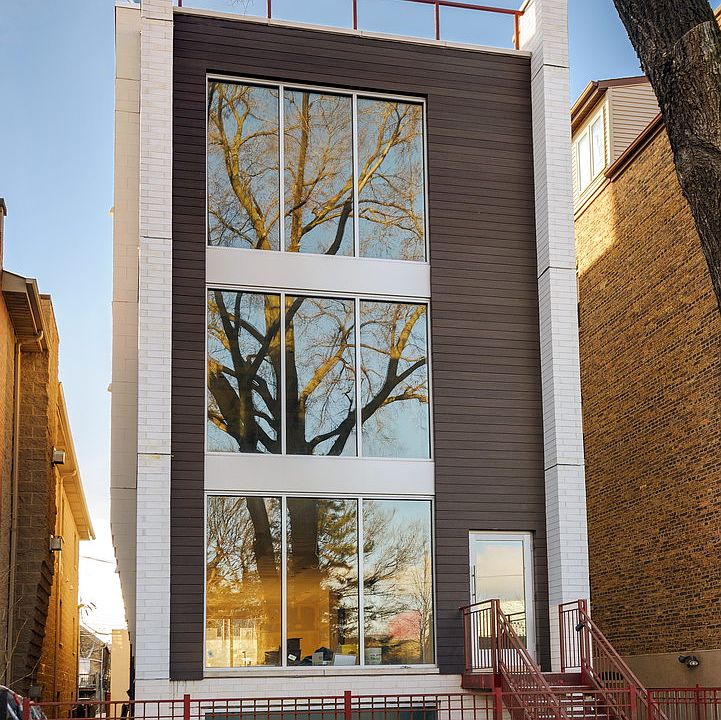 1st image of 2224 N Seeley Ave #1