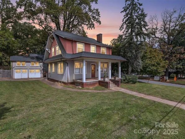 1389 Patton Ave, Asheville, NC 28806