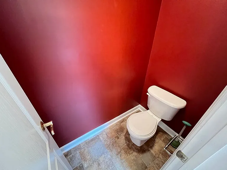 1006 Goldenview Ct — Photo 27