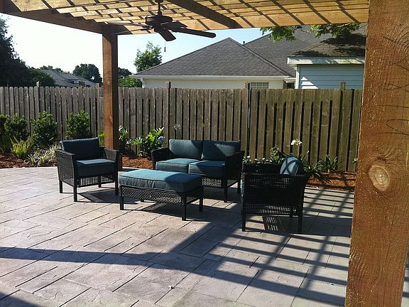 Back Yard/Patio/Pergola
