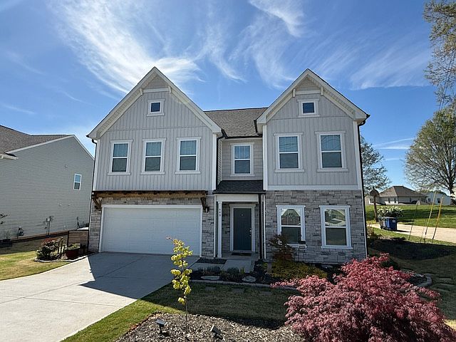 1st image of 648 Meadowlark Dr