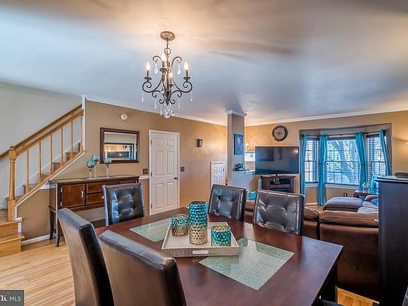 5th image of 12317 Field Lark Ct