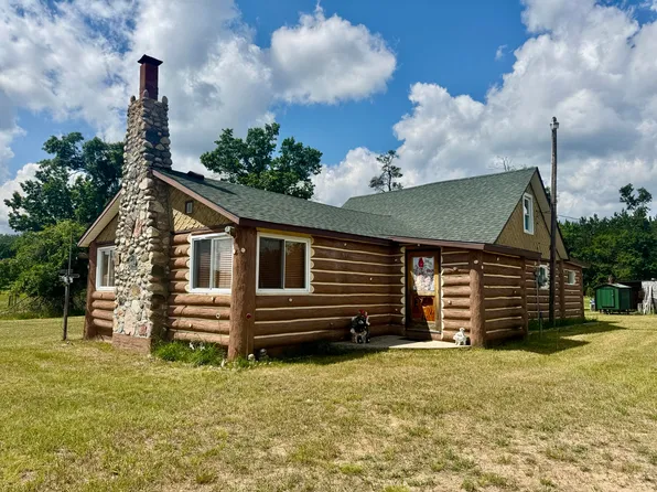 2142 Eaton, Grayling, MI 49738