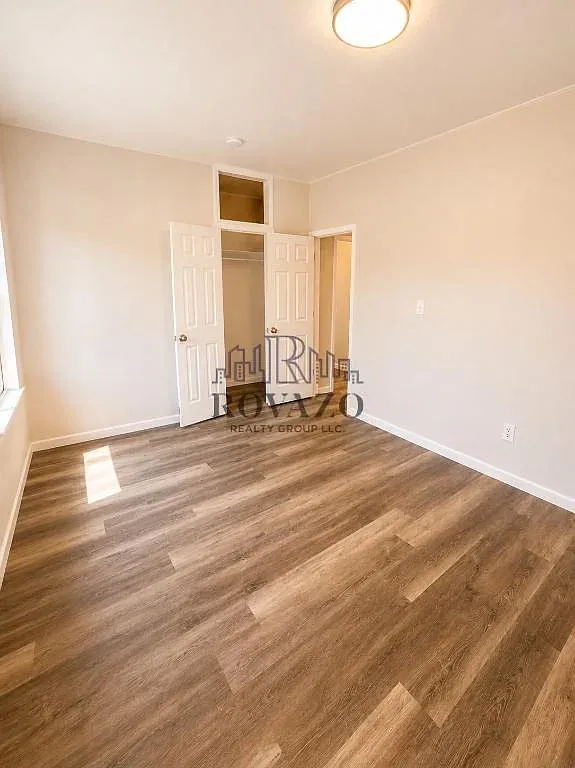 2 bed, 650 sqft, $1,500 — Photo 4