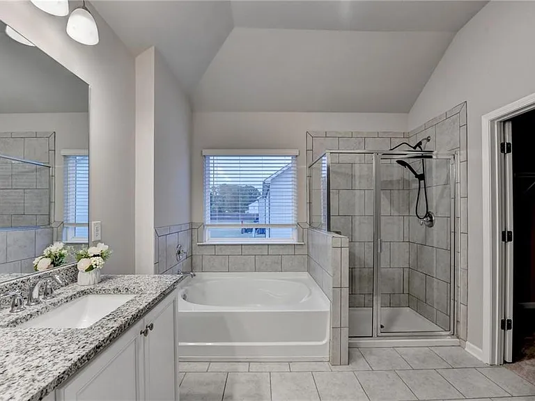 461 Paxton Ln — Photo 36