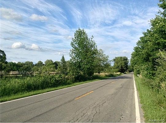 2nd image of 6 Mile Rd