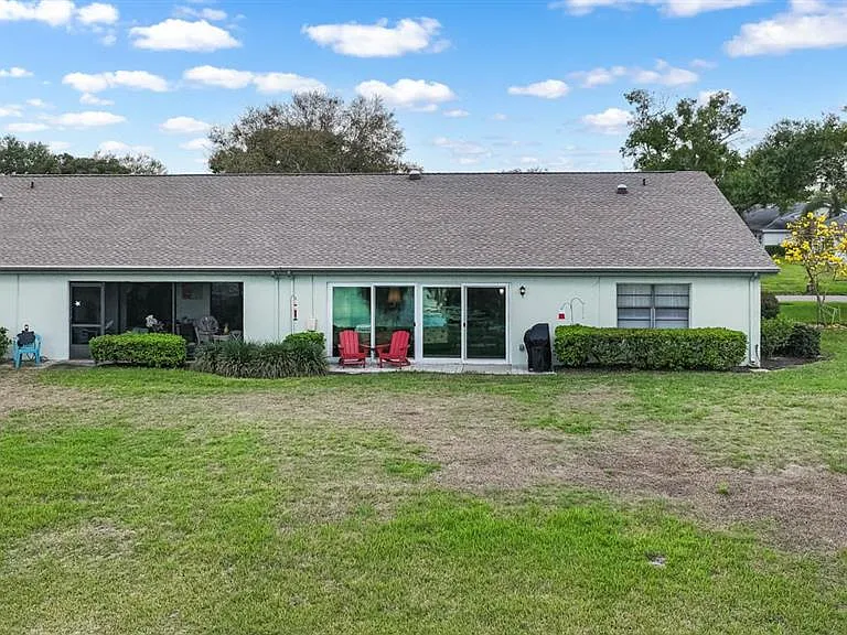1415 Langley Dr — Photo 7