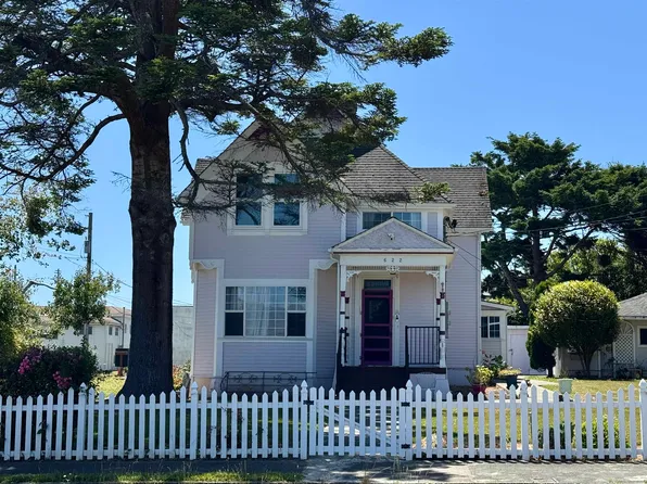 622 J St, Crescent City, CA 95531
