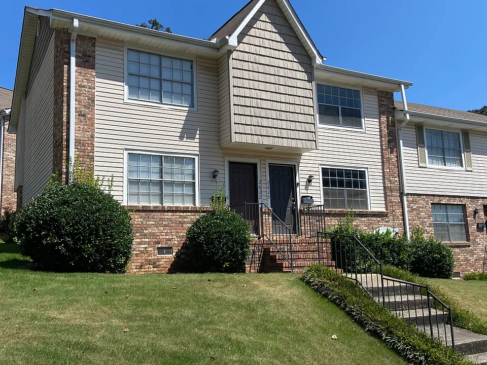 2622 Southbury Cir