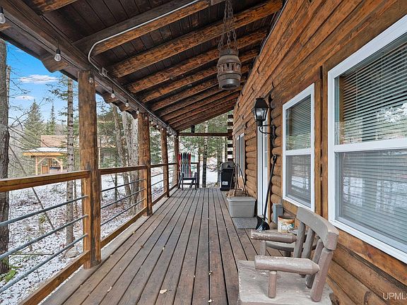 5th image of 128 Big Bear Rd