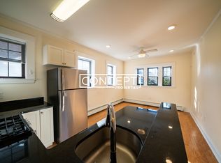 217 Commonwealth Ave #4, Chestnut Hill, MA 02467