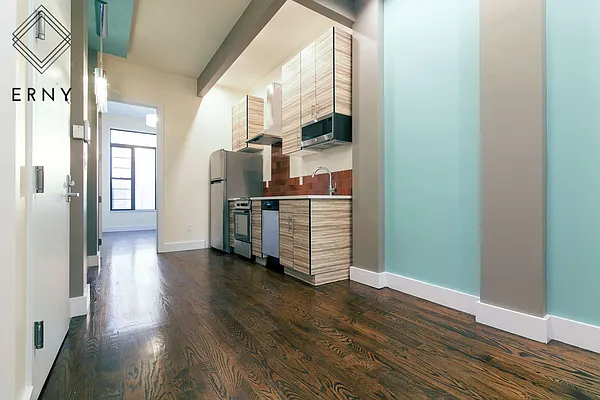 Rented by ERNY LLC | media 34