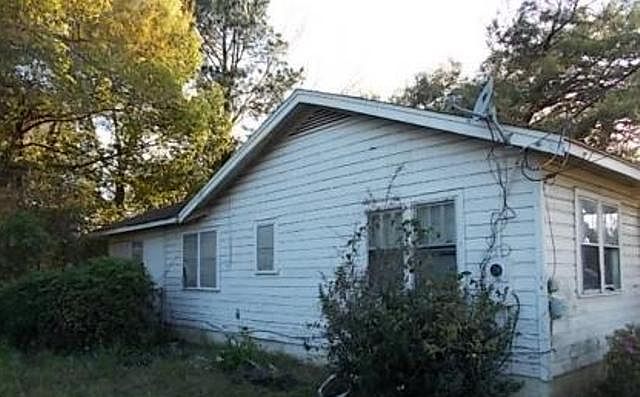 2nd image of 857 Elmira St