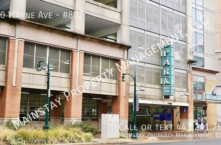 930 Wayne Ave #802 — Photo 23