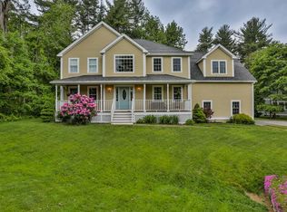 25 Woodwell Cir, Amesbury, MA 01913