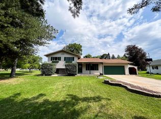 1605 E Deckerville Rd, Caro, MI 48723