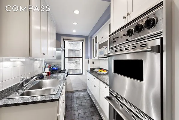 Sold by Compass | media 15