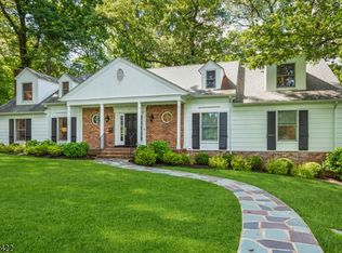 15 Kings Hill Ct, Summit, NJ 07901
