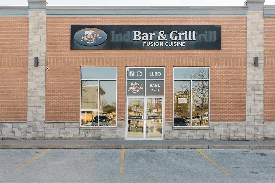 1107 Lambton Mall Rd