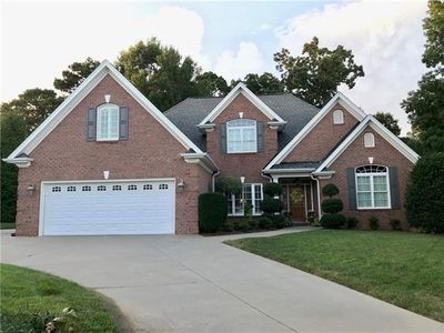 1727 31st Avenue Ln NE, Hickory, NC, 28601