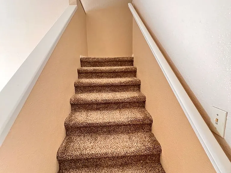 8106 Laborough Dr — Photo 10
