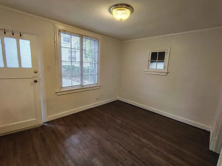 Francesca Apartments — Photo 23