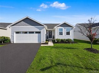 33 Allie Ln, Hamburg, NY 14075