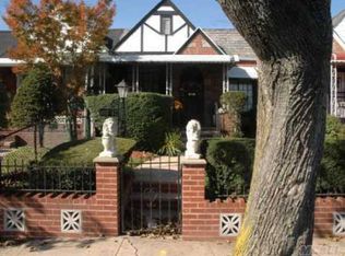 18315 Dunlop Ave, Saint Albans, NY 11412