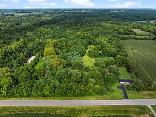 9810 State Route 73, New Vienna, OH 45159