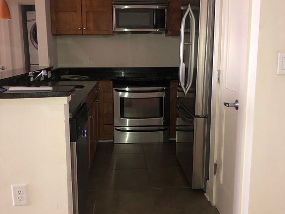 5th image of 155 Riverplace Way #406
