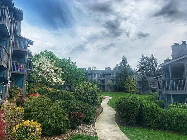 Kentbrook Apartments